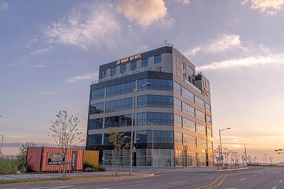 Brown Dot Siheung Geobuksum