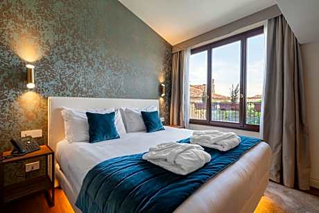 Deluxe Junior Suite