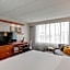 Courtyard by Marriott Boston Logan Airport