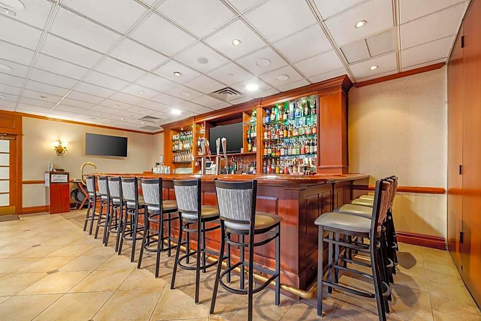 Clarion Hotel & Conference Center