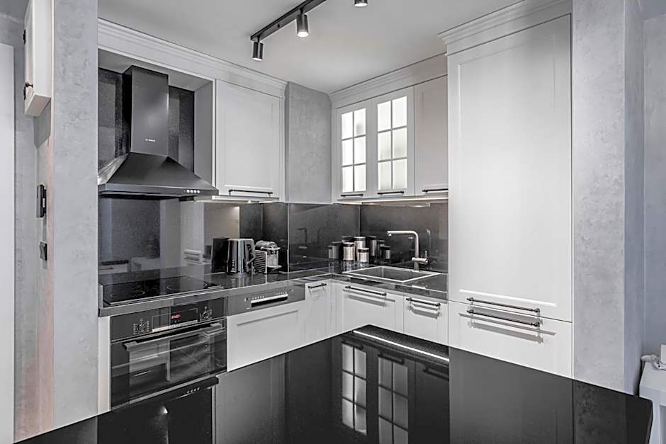 Ena Boutique Hotel & Residences