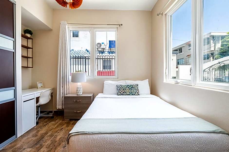 La Mona Loiza Apartment Complex by Stay with Bear