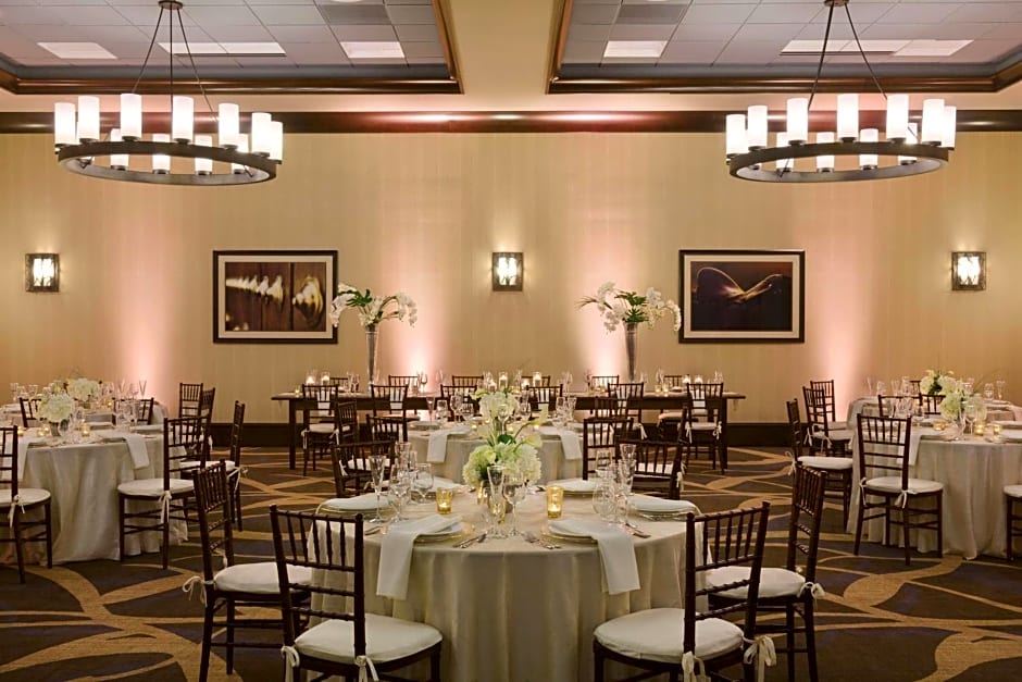 Embassy Suites Saratoga Springs