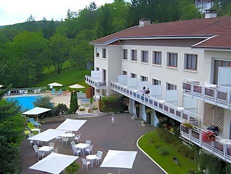 Logis Hotel Maison Carree Restaurant O Carre dArt