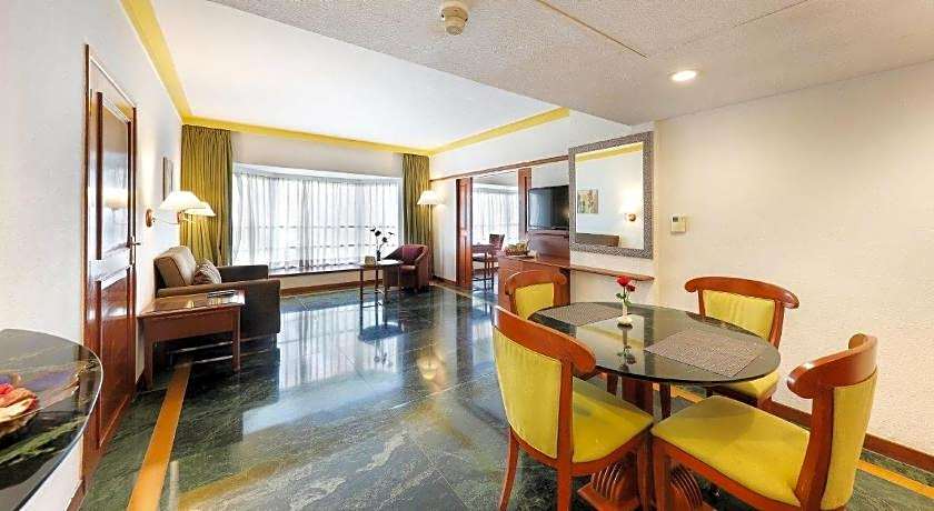 The Central Park Hotel