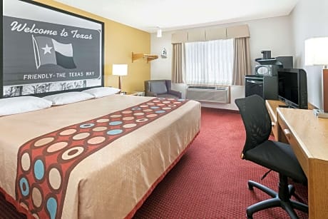 1 King Bed Business Room Smoking