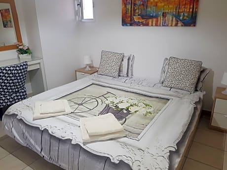Yifat's Rooms Dead Sea