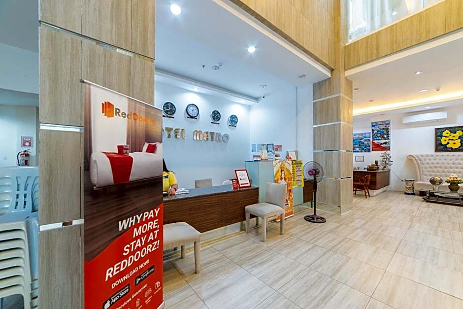 RedDoorz Plus at Hotel Metro Kalibo