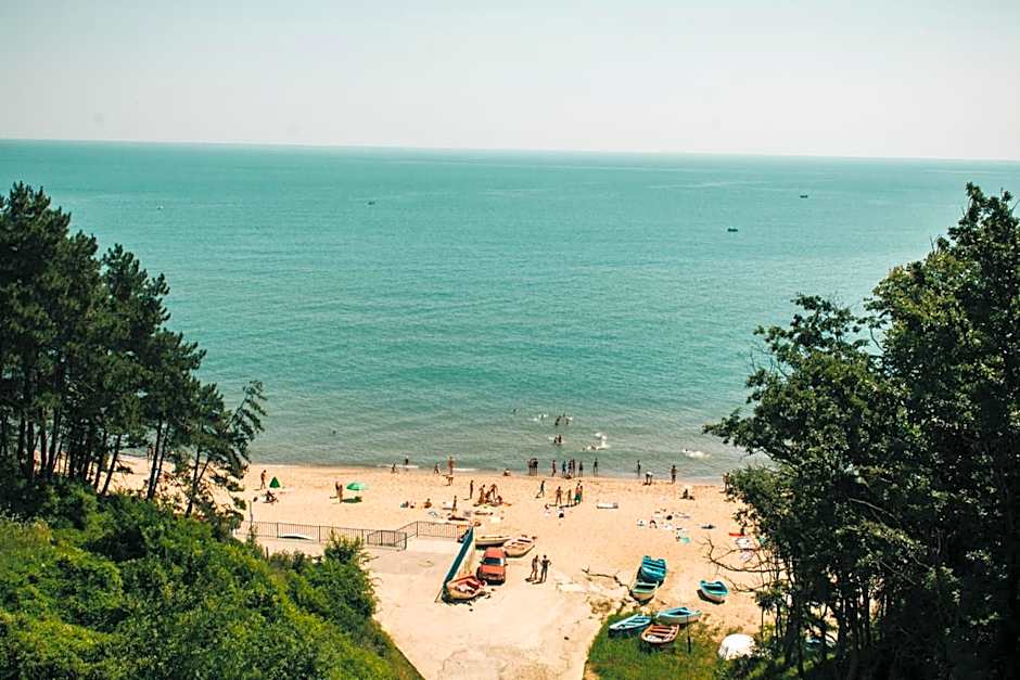 Moreto Seaside Aparthotel
