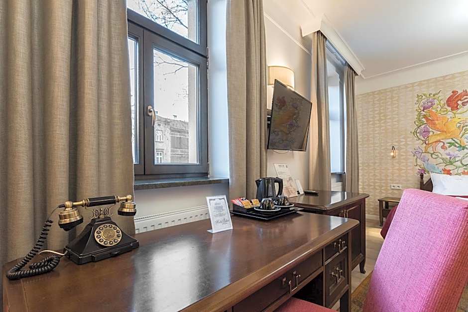 Hotel Ester