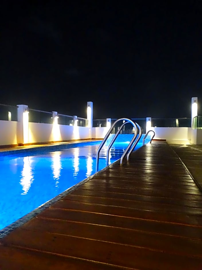 Hotel Kavia Plus