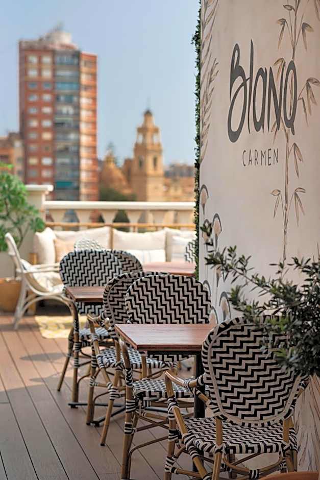 Blanq Carmen Hotel