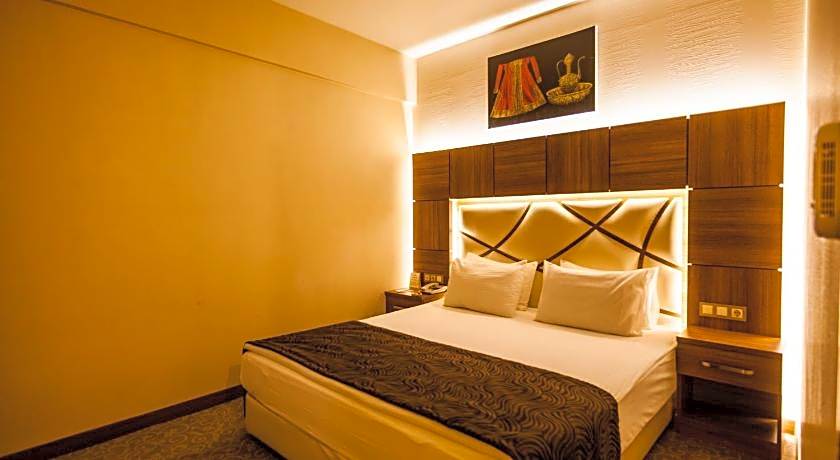 Rumi Hotel