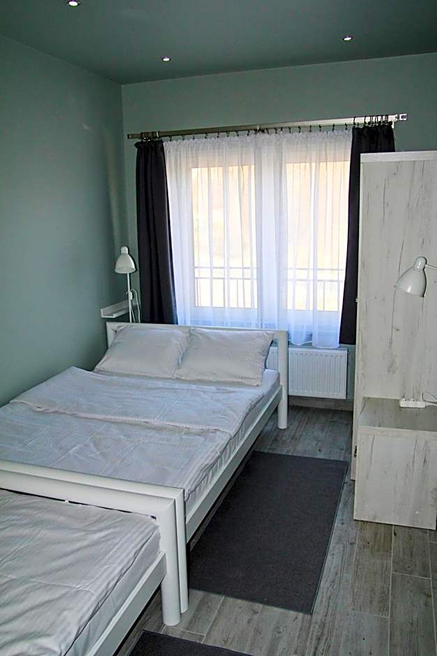 Motel Lunar