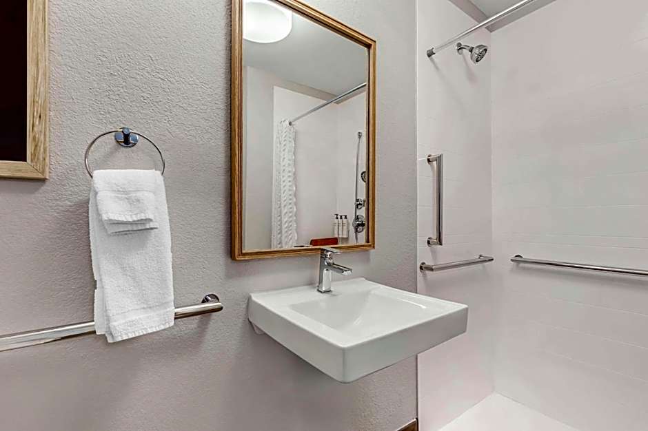 Sonesta Simply Suites Baltimore BWI Airport