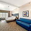 Holiday Inn Express - Delafield By IHG