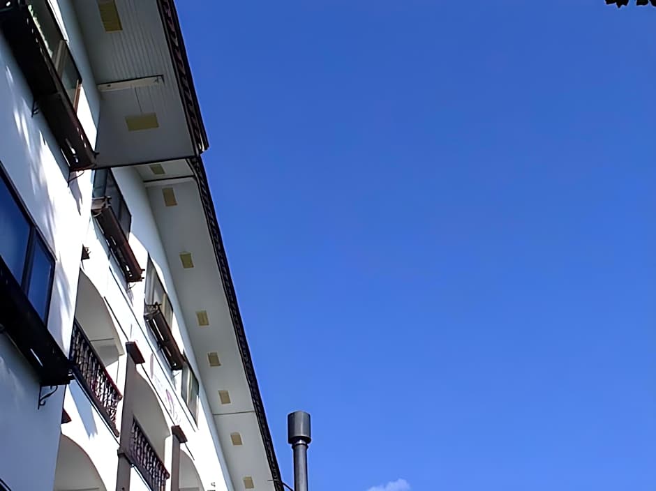 Petit Hotel Shitaka