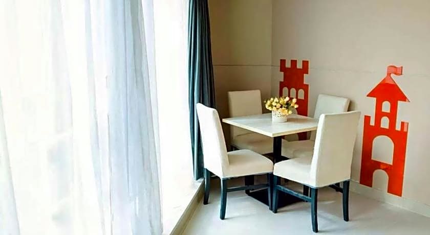 Jinjiang Inn Weihai Liugong Island Scenic Spot Shopping Market