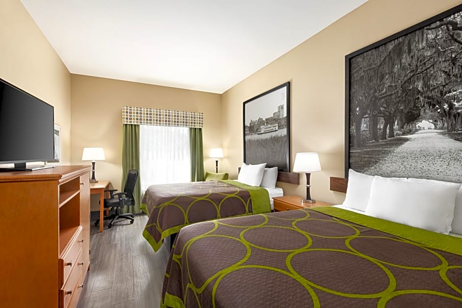 Super 8 by Wyndham Savannah