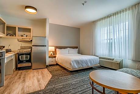 MainStay Suites