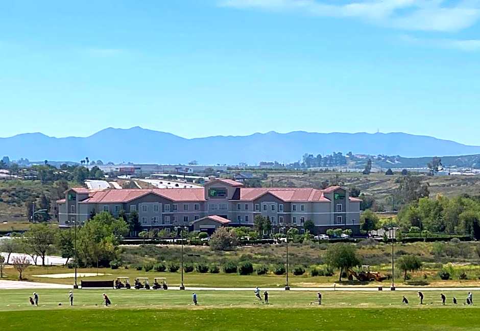 Holiday Inn Express Hotel & Suites Beaumont - Oak Valley By IHG