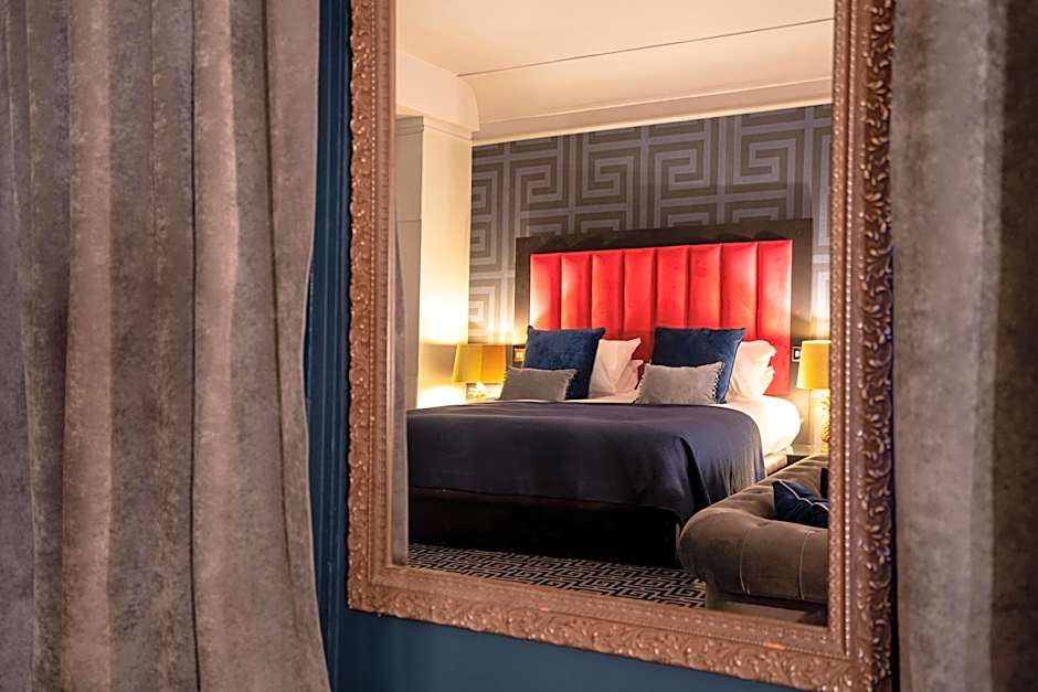 62 Castle Street Hotel