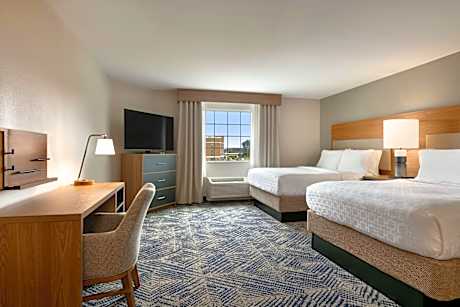 2 Queen Beds Studio Suite