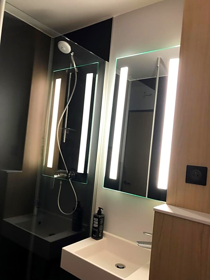 ibis Laon