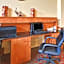 Quality Suites Near Cedar Creek Lake