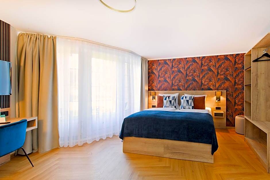 Atrium Hotel Amadeus