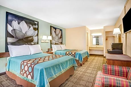 Double Room with Two Double Beds - Smoking