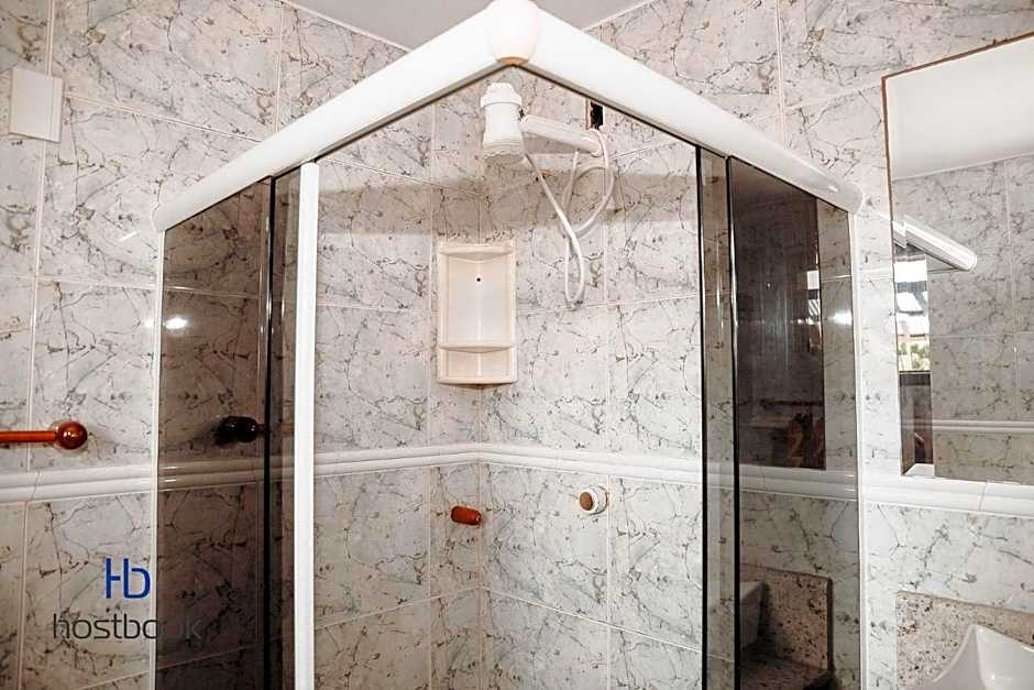 Casarão do Bosque a 200 m da praia | ROUR218