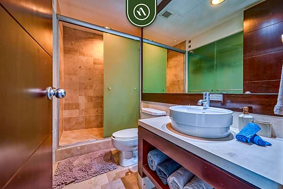 Amazing 2BR Condo with Pool and Access to VIDANTA