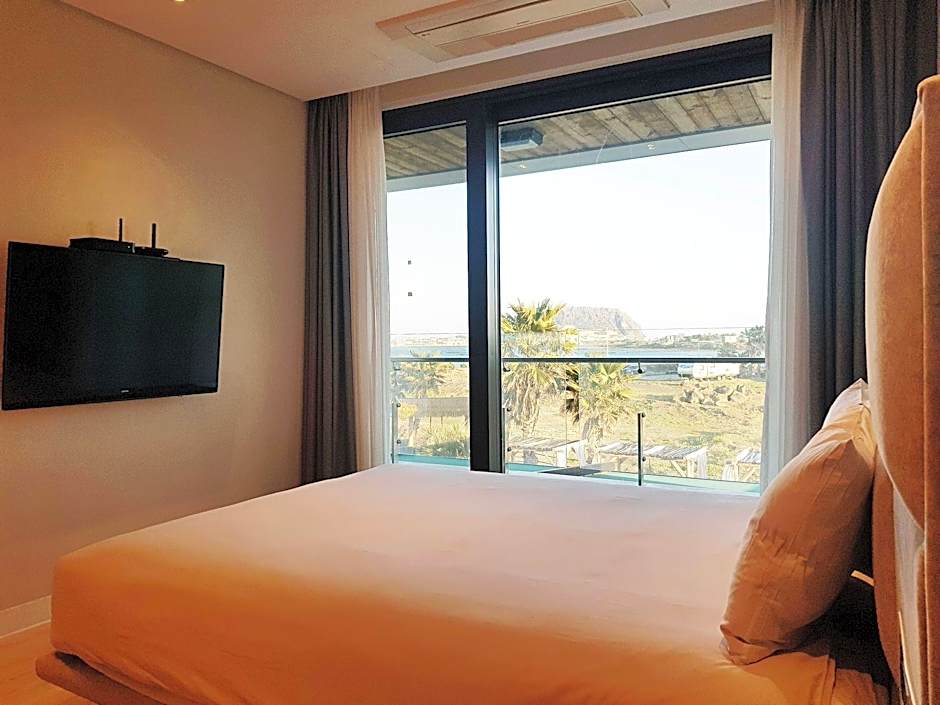 Attirance Pool Villa & Hotel