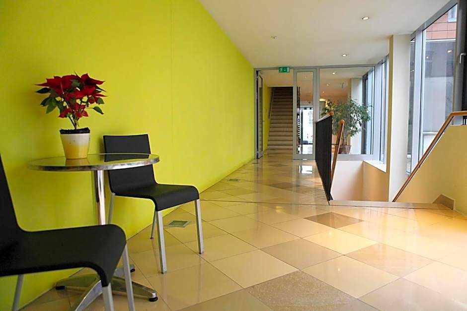 Hotel Caroline