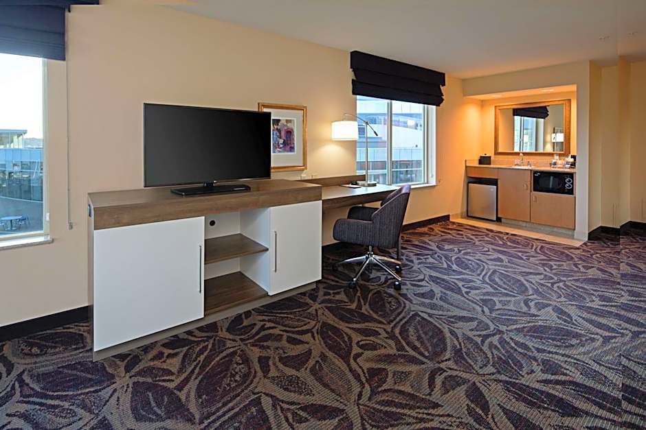 Hampton Inn By Hilton & Suites Bremerton, Wa