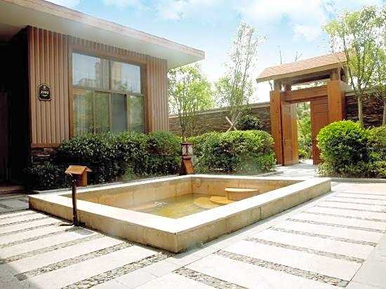Empark Seabed Hot Spring Hotel