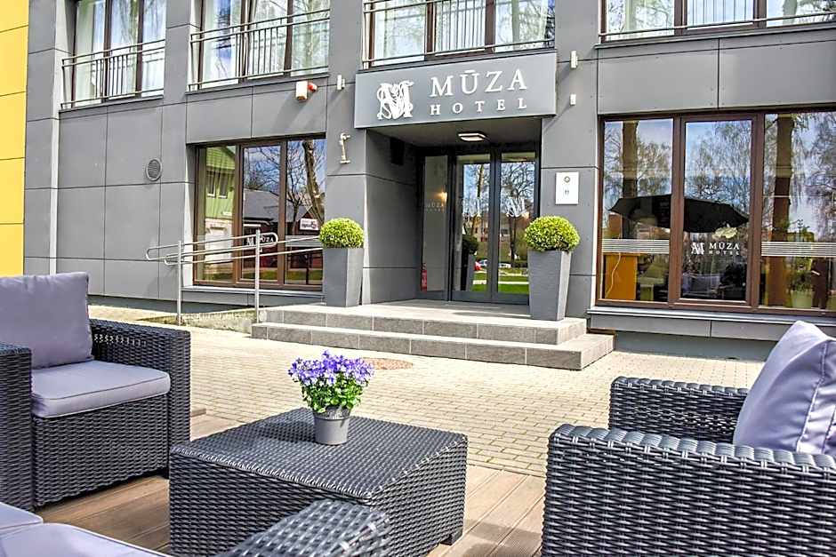 Muza Hotel