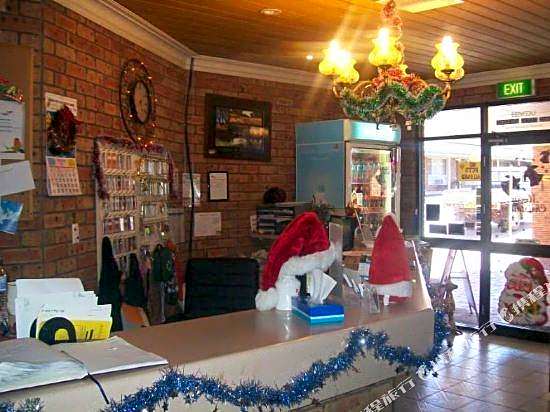 Cobar Town & Country Motor Inn