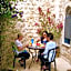 Artist Quarter Guesthouse B&B