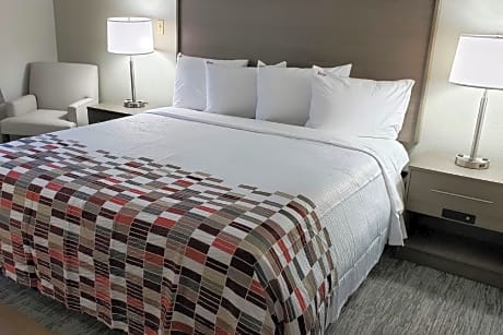 Red Roof Inn & Suites Vicksburg