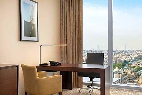 Executive One-Bedroom King Suite