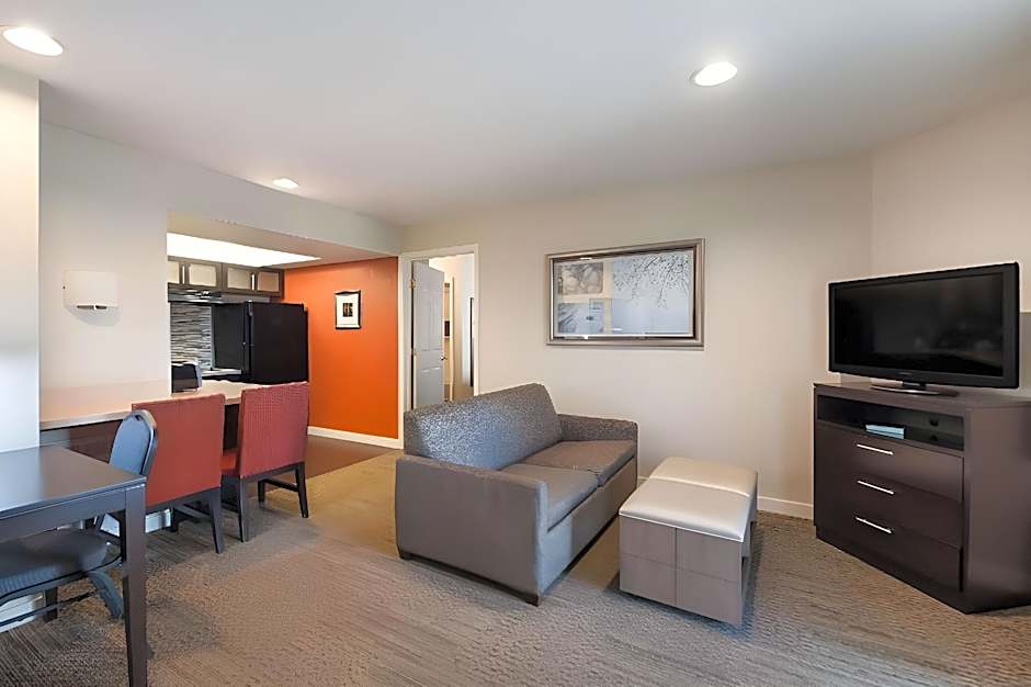 Sonesta ES Suites Dulles Airport