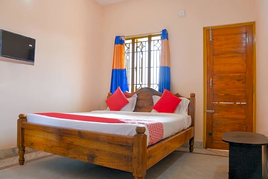 Goroomgo Caroline Homestay Bhubaneswar