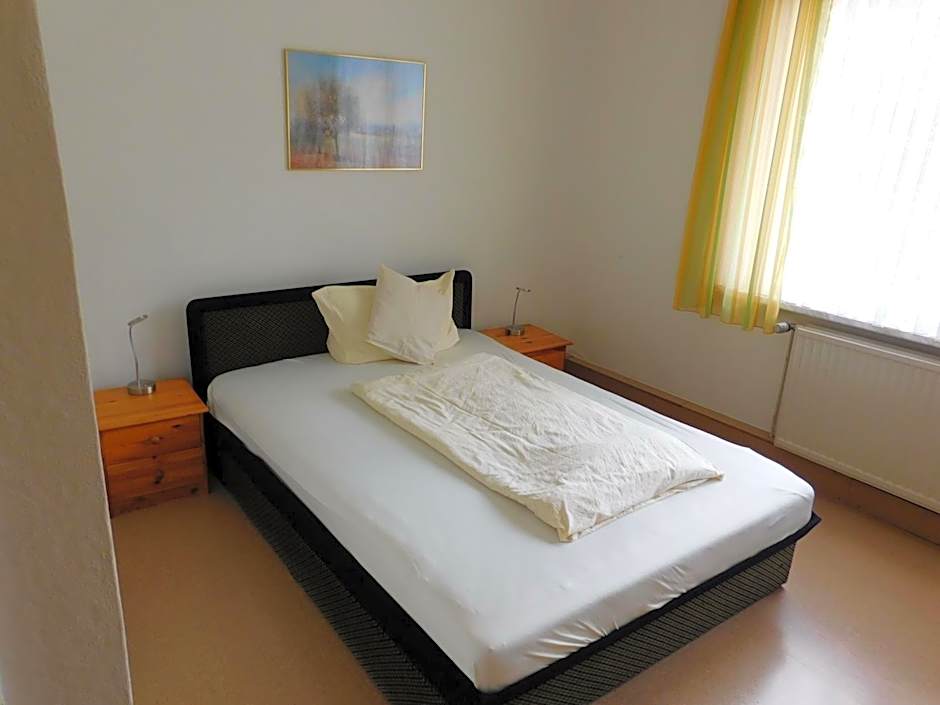 Hotel Pension am Kurmittelhaus