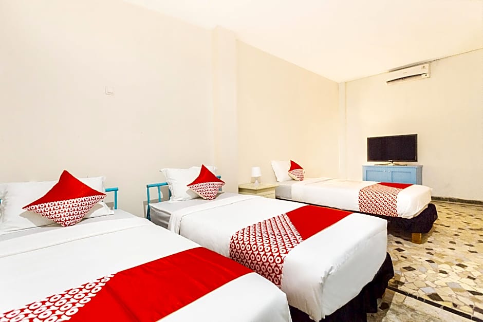 RedDoorz near RSUD Kota Mataram