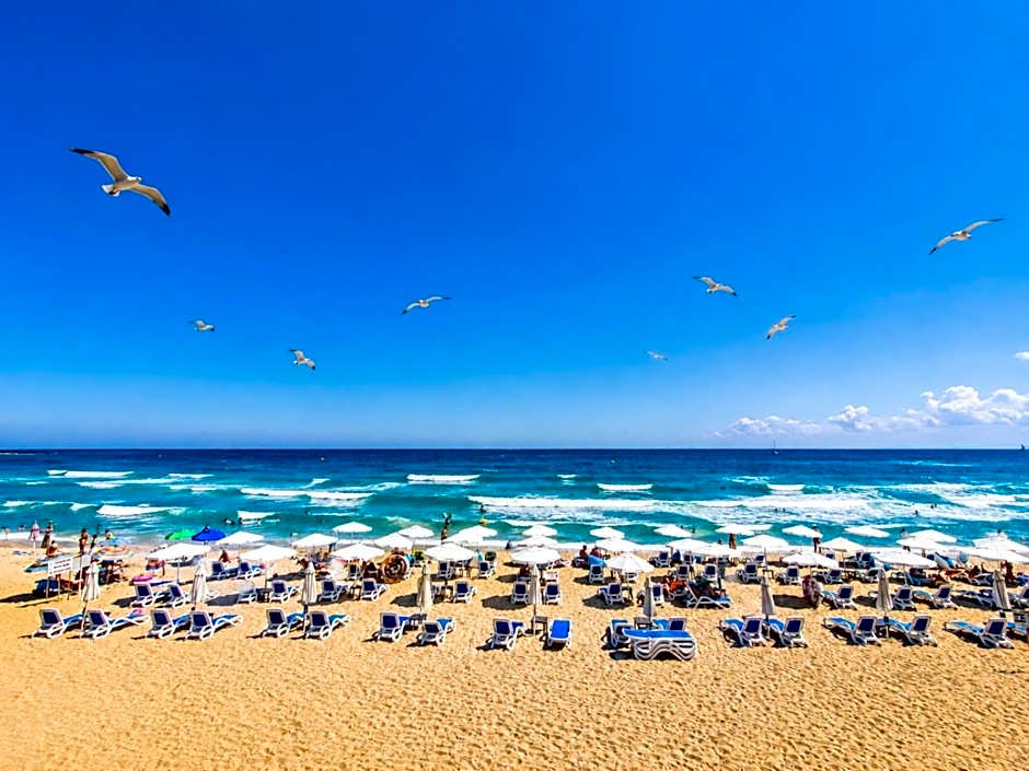 Tiva del Mar Beach Hotel