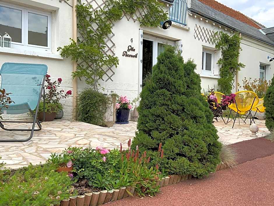 Guest House "Près des Montgolfières"
