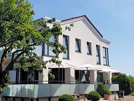 Haus Achtern Diek in erster Reihe am Meer