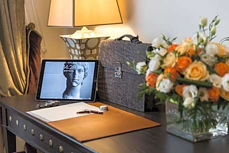 Executive Double Room with Bathtub